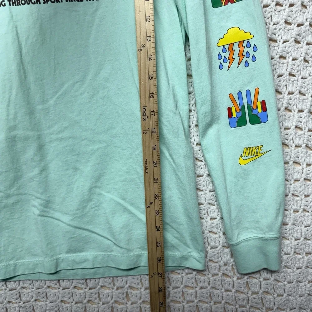 Nike Sportswear T-Shirt Mens S Green Long Slv Geometric Crew Neck 100%Cotton
